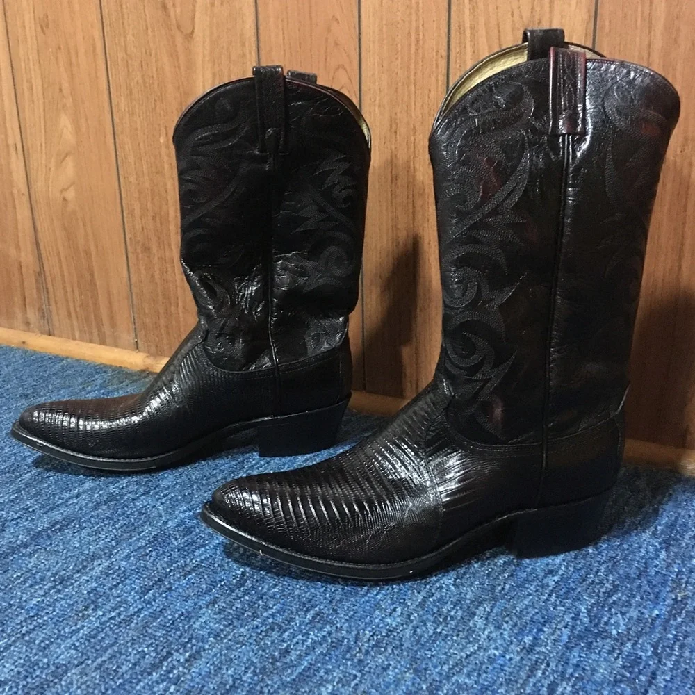 Host Pick! New Vintage Dan Post Black Cherry Lizard Western Boots - Picture 2 of 5